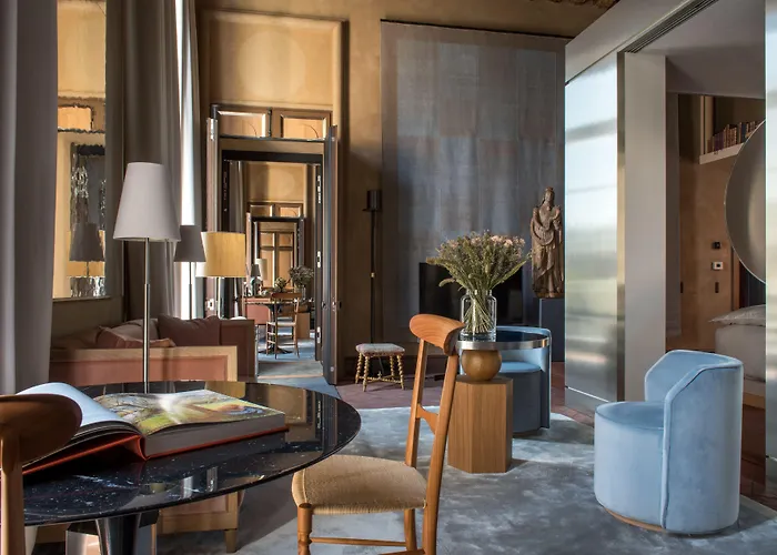 Cour Des Vosges - Evok Collection Hotel 5*