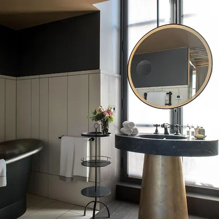 Cour Des Vosges - Evok Collection Paris