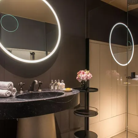 Cour Des Vosges - Evok Collection 5* Párizs