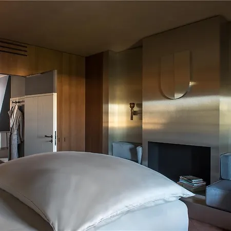 Отель Cour Des Vosges - Evok Collection 5*