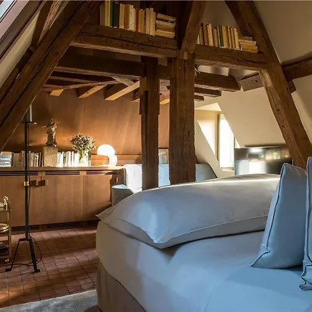 Отель Cour Des Vosges - Evok Collection