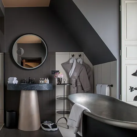 Cour Des Vosges - Evok Collection Hotell Paris