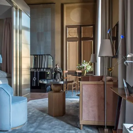 Cour Des Vosges - Evok Collection Paris