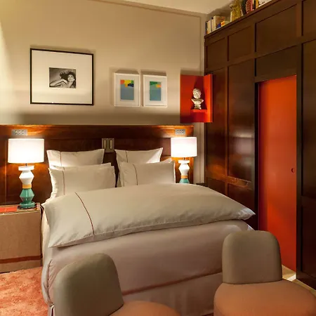 Hotel Cour Des Vosges - Evok Collection