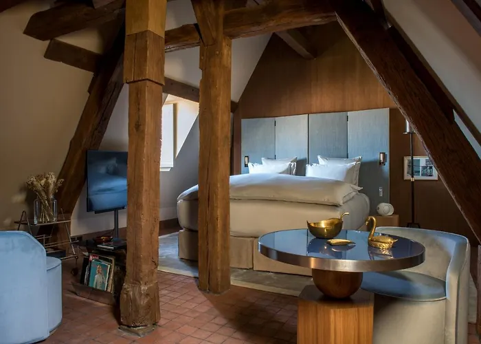 Cour Des Vosges - Evok Collection Paris