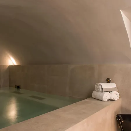 Cour Des Vosges - Evok Collection Hotel